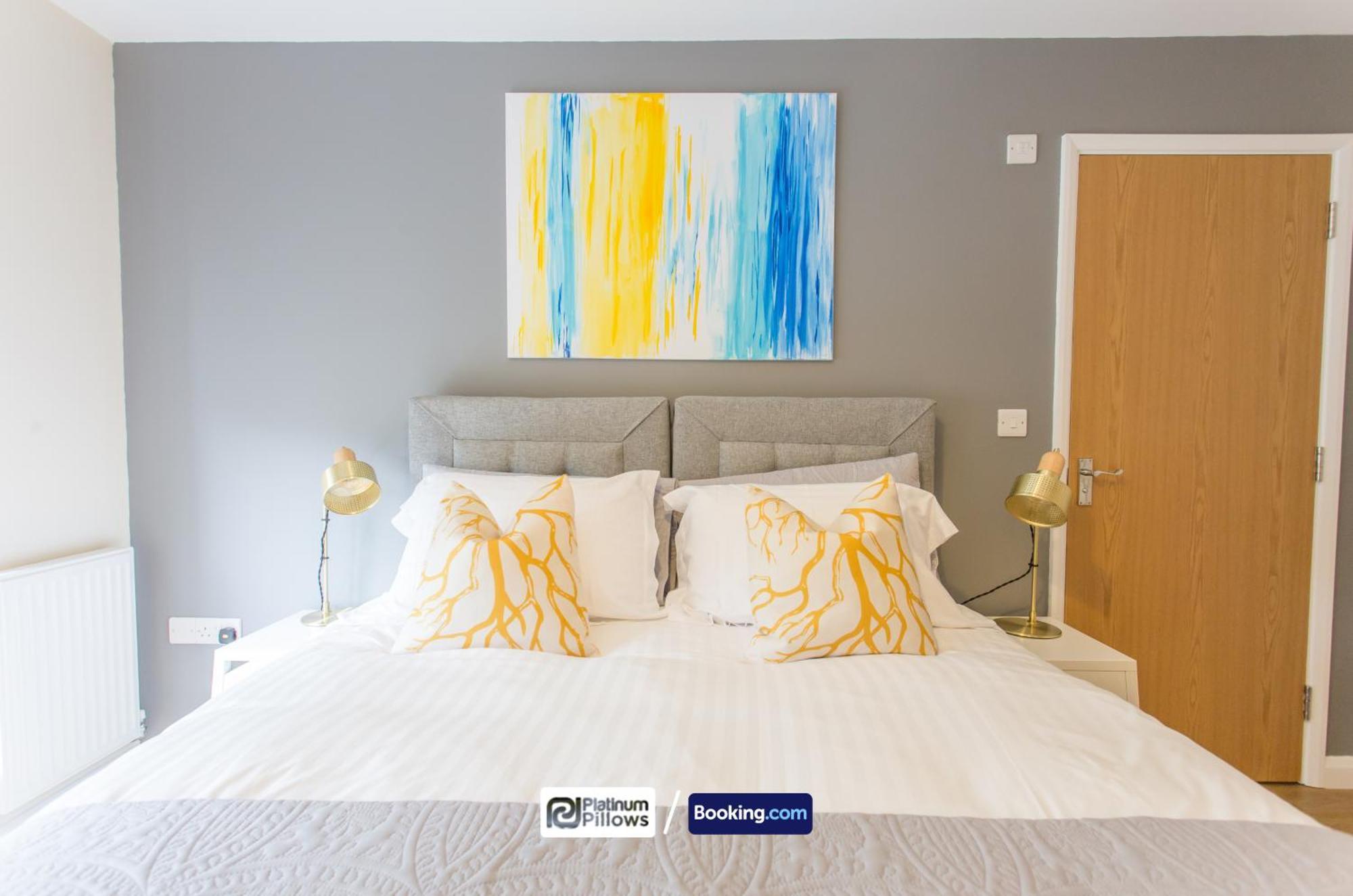 Modern Oxford 2 Bedroom Apartments, Near Headington Hospital, Families & Contractor Accommodation With Parking Екстериор снимка