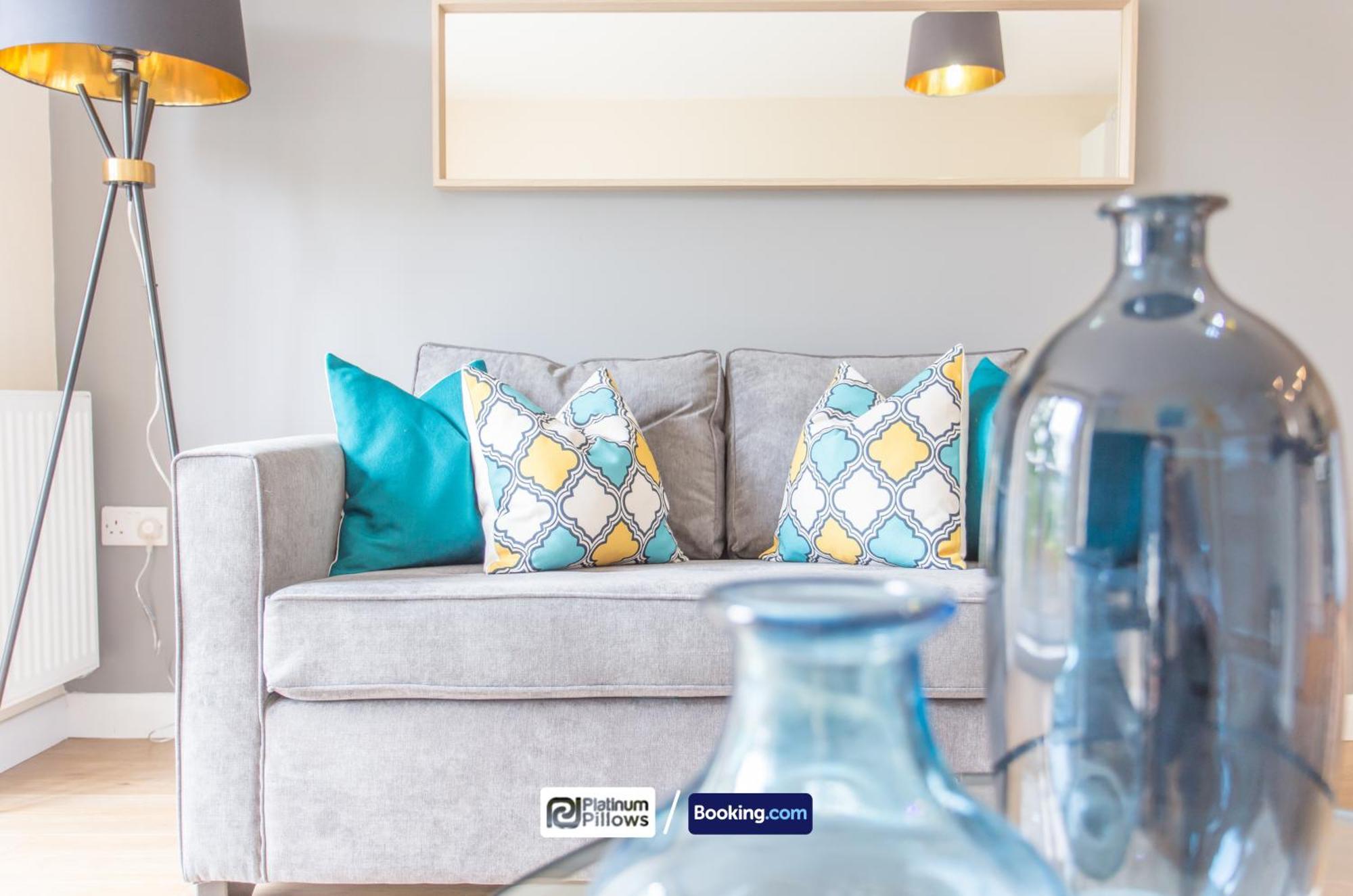 Modern Oxford 2 Bedroom Apartments, Near Headington Hospital, Families & Contractor Accommodation With Parking Екстериор снимка