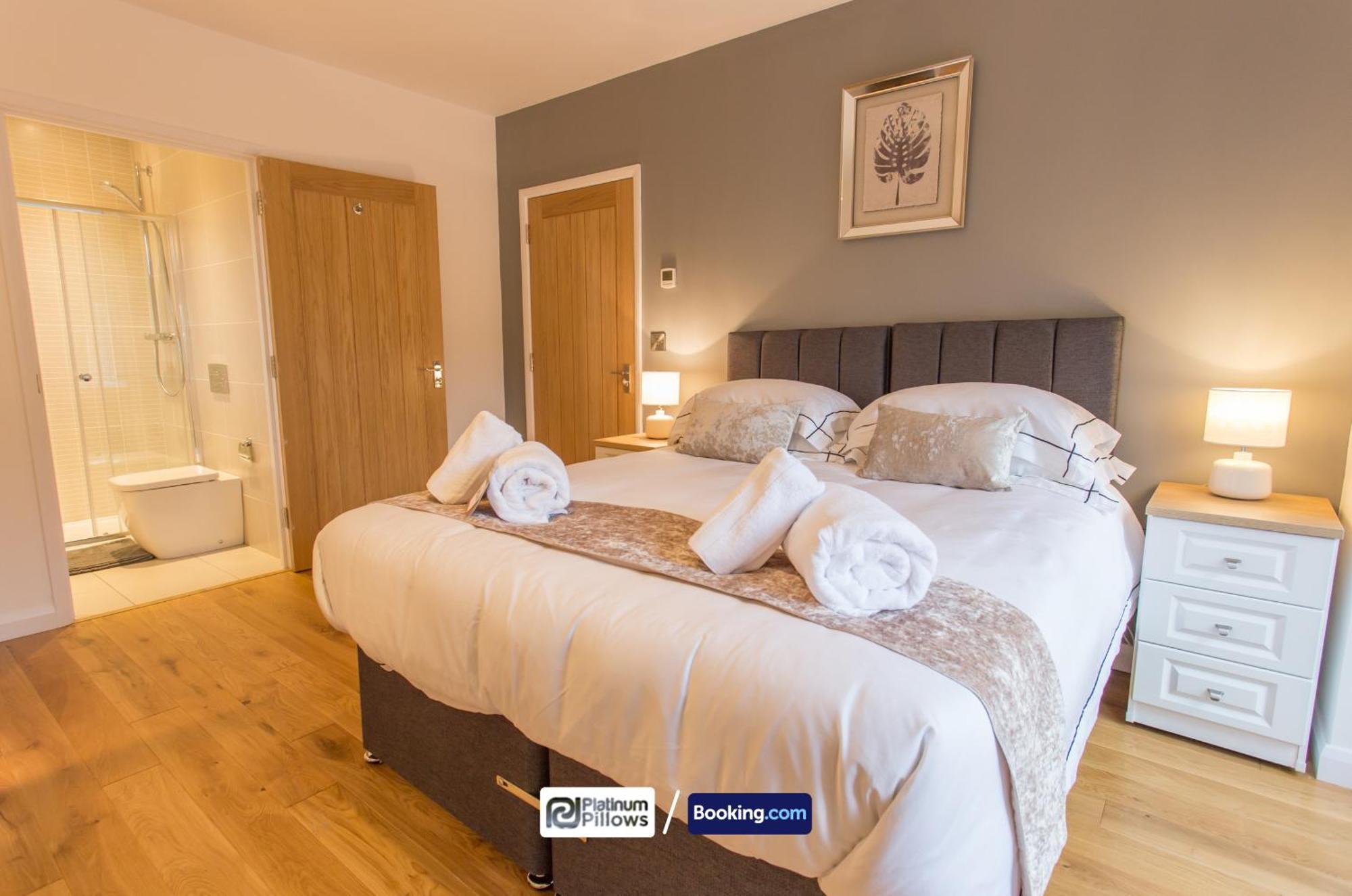 Modern Oxford 2 Bedroom Apartments, Near Headington Hospital, Families & Contractor Accommodation With Parking Екстериор снимка