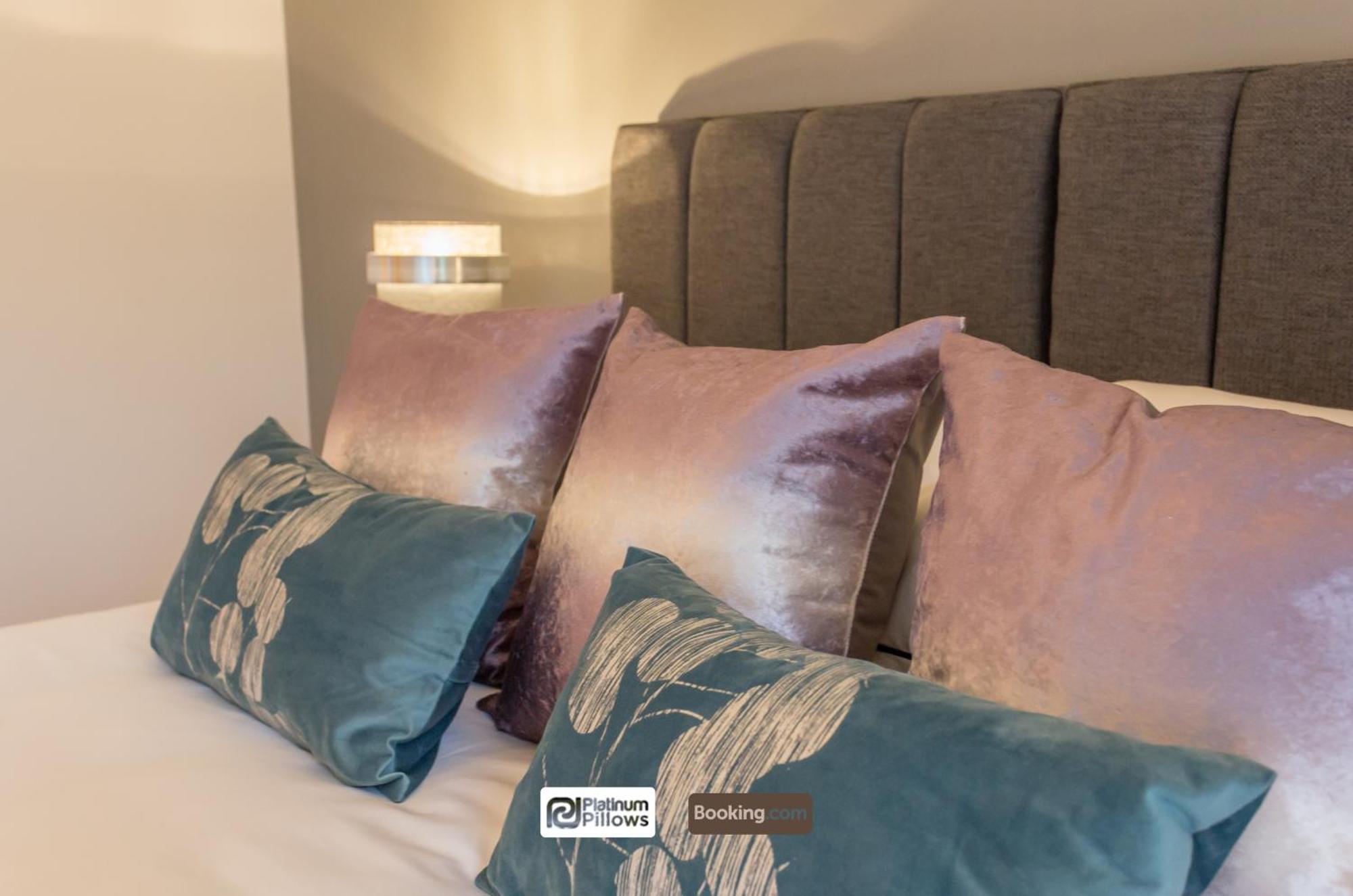 Modern Oxford 2 Bedroom Apartments, Near Headington Hospital, Families & Contractor Accommodation With Parking Екстериор снимка